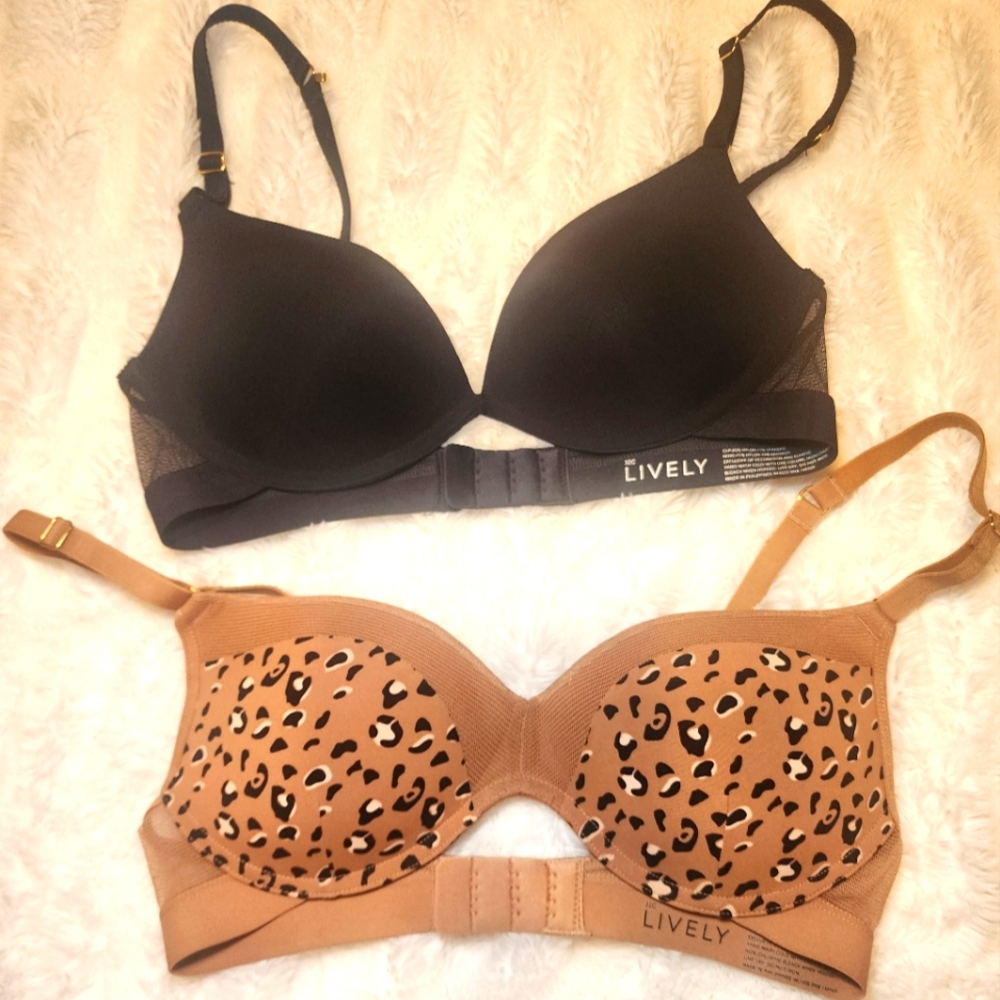 NWOT Lively The Deep V No-Wire Push-Up Bra Size 32C Bundle